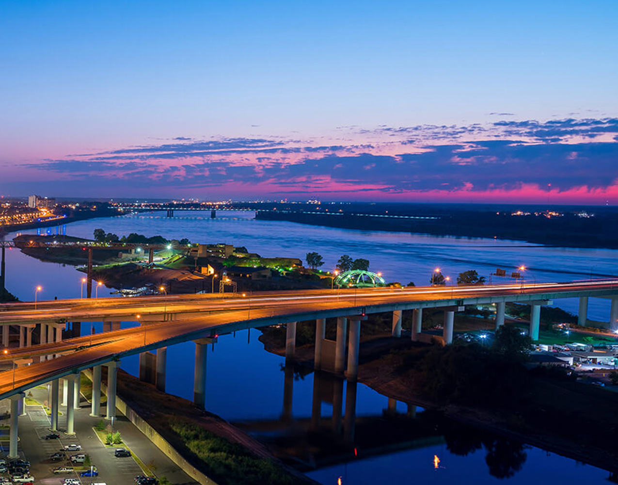 memphis city at dusk by the river